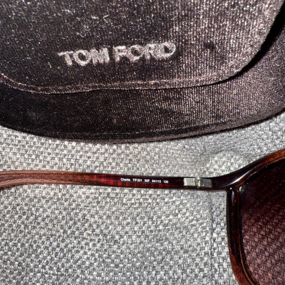Authentic Tom Ford Whitney sunglasses - Picture 9 of 9